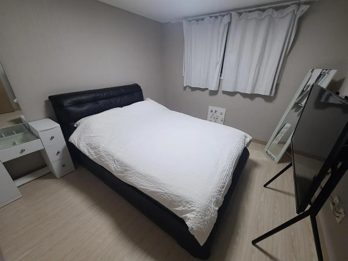 Breeze Blows House, Incheon
